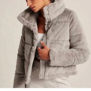 Abercrombie & Fitch Gray Puffer Jacket